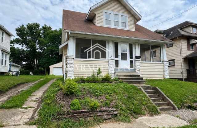 2137 12th Street Southwest