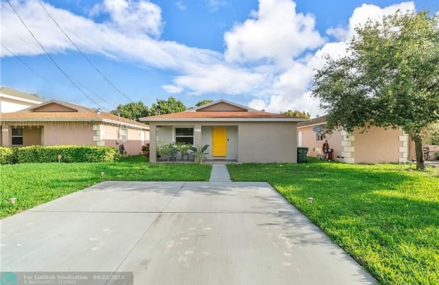 317 NE 35th Ct - 317 Northeast 35th Court, Oakland Park, FL 33334