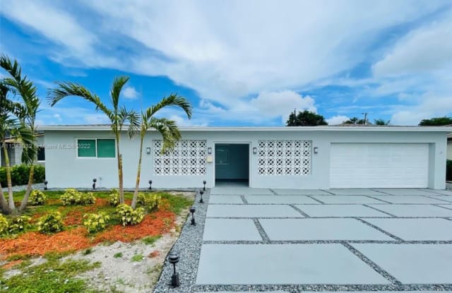 651 SW 67th Ave - 651 Southwest 67th Avenue, Pembroke Pines, FL 33023