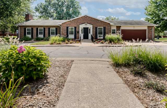 Cambridge Square Grand Rapids