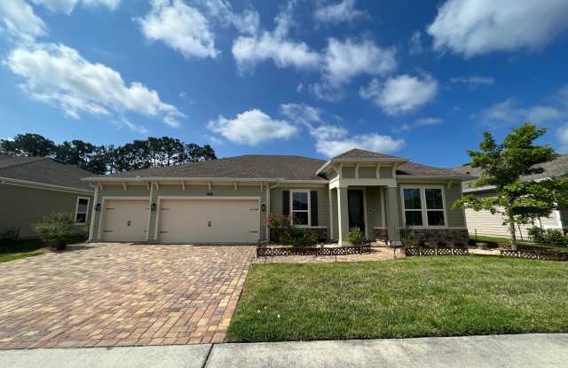 Beautiful 4/3 Carter Hall Home in Mandarin!
