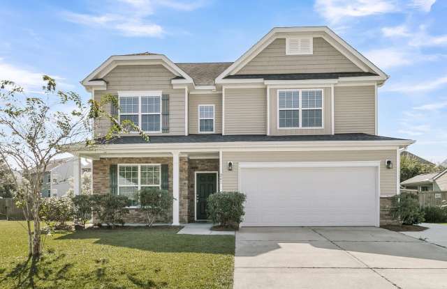 Photo of 5 Bedroom 3 Bath Home Located in Sophia Landing in Goose Creek