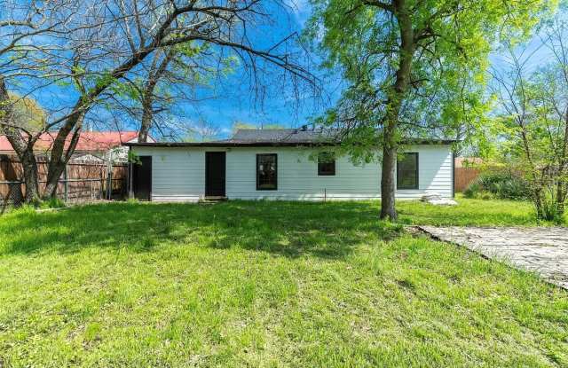 3910 Henderson Street