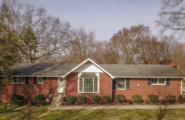 103 Hickory Heights Dr - 103 Hickory Heights Drive, Hendersonville, TN 37075