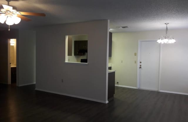 5809 Liberty Bell St