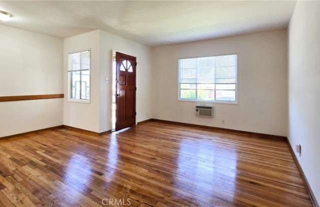 17634 Bromley Street