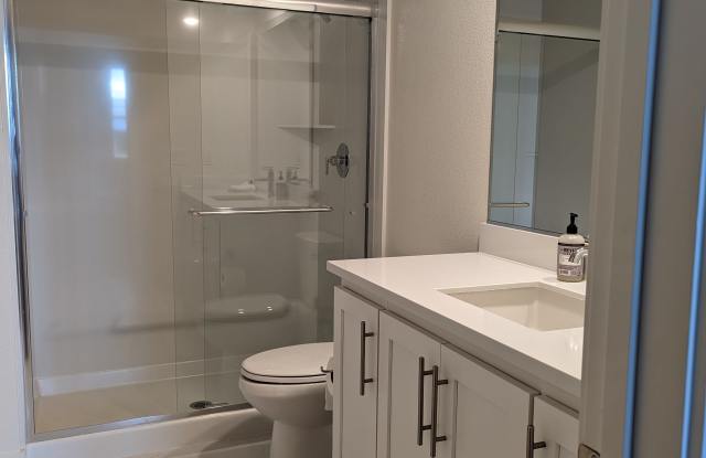 45248 Fremont Blvd 1002