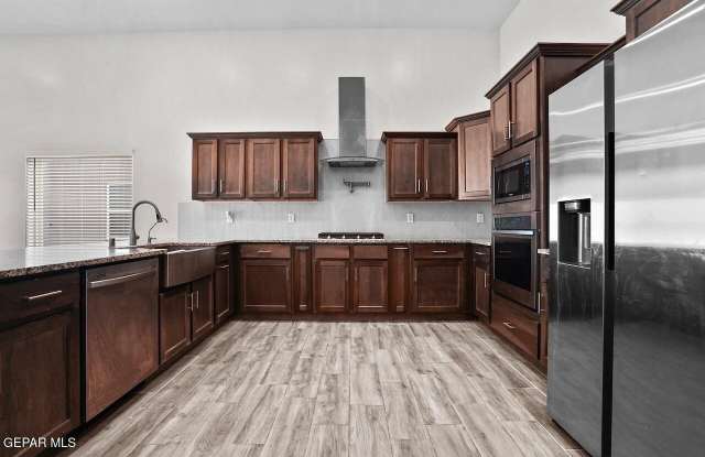 13757 VILLA VISTA Avenue