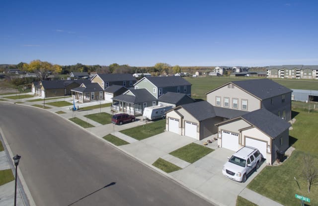 717 40th St E - 717 40th Street East, Williston, ND 58801