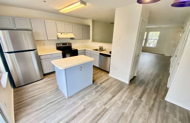1468 Nestlewood Ct
