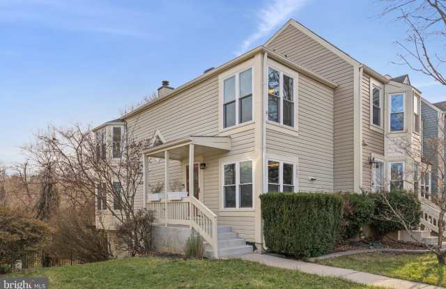 Photo of 7307 CASTLEBERG Court