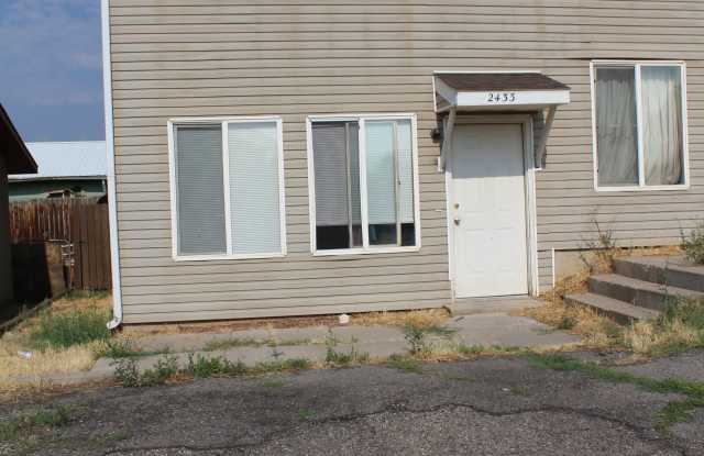2433 Rail Avenue