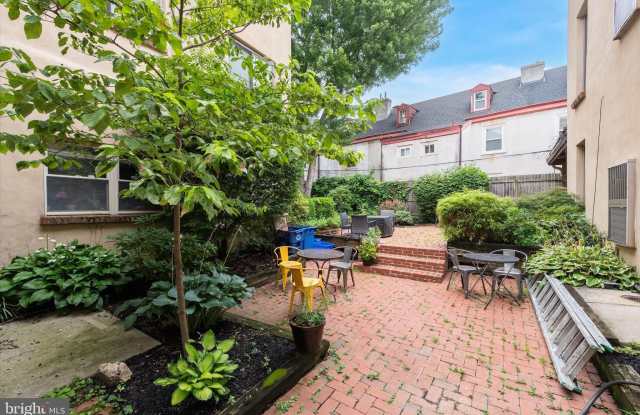 211 CHRISTIAN STREET