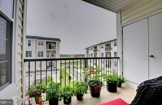 23479 BUCKLAND FARM Terrace