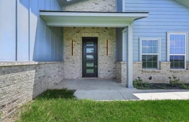 732 County Road 3424