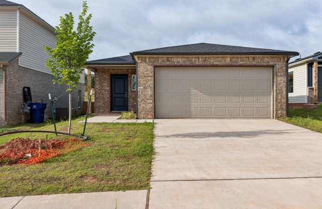 3 Bed | 2 Bath | 1,051 SqFt