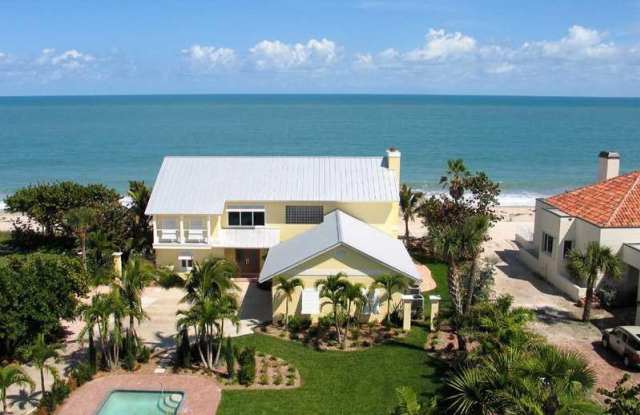 560 Reef Road