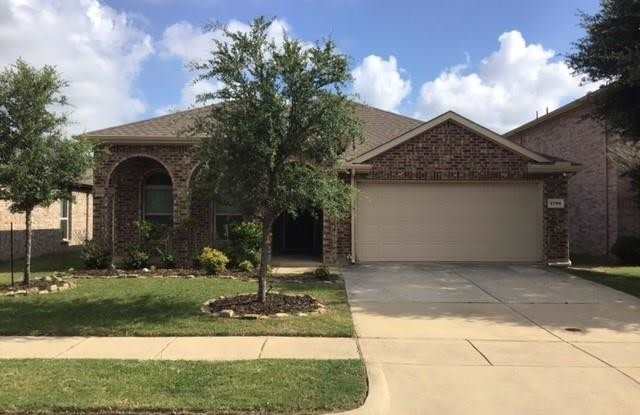 1726 Twin Hills Way