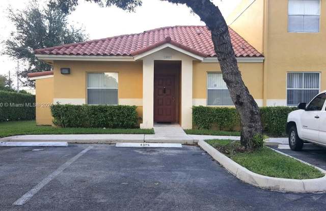 4025 NW 90th Ave - 4025 Northwest 90th Avenue, Sunrise, FL 33351