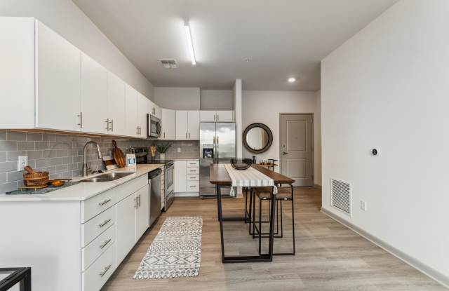 The Waterford At Rocketts Landing