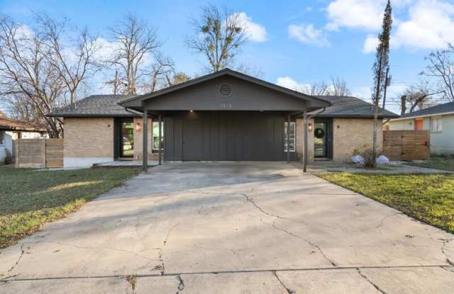 1813 Magnolia Dr