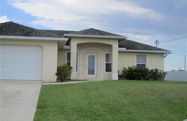 1426 NW 12th ST - 1426 Northwest 12th Street, Cape Coral, FL 33993