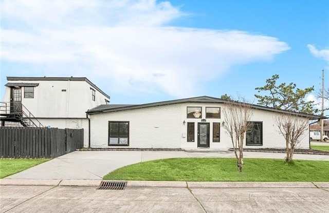 Photo of 4200 LAKE VILLA Drive