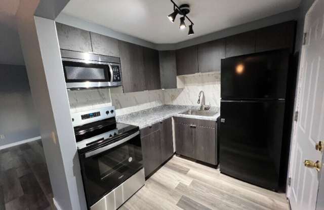 1129 Catalpa Circle - A