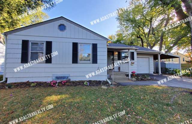 4 Bedroom 2 Bath Ranch in Prairie Village-Available in JUNE!!
