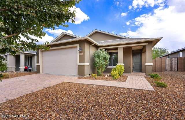 1643 Stratford Place
