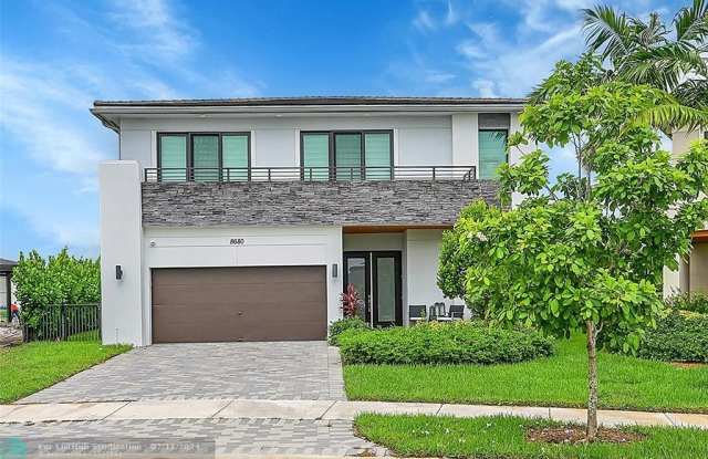 8680 Pacifica Ln