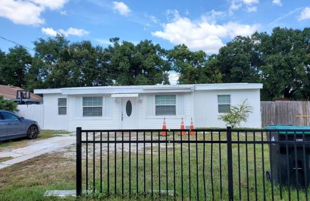 Photo of 11505 CHURCHILL STREET