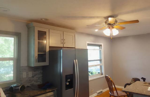 3 Bedroom 2.5 Bathroom Bi-level