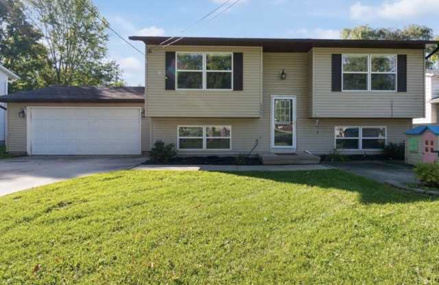 1177 Moneta Ave