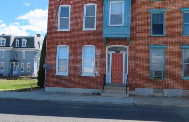 26 2ND STREET - 26 South 2nd Street, Chambersburg, PA 17201