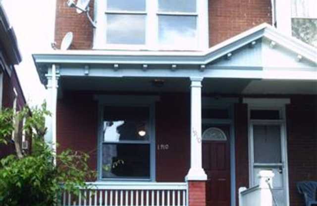 1910 BELLEVUE ST