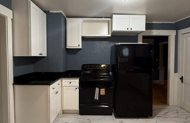 117 Everett Street - 123