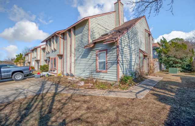 1430 Woodscape Lane