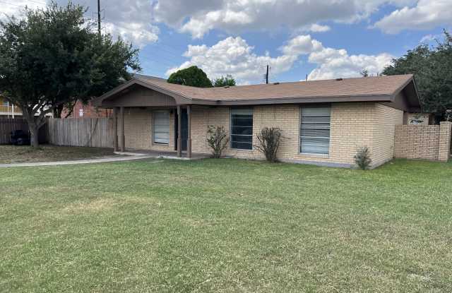 Photo of 4721 Violet Ave