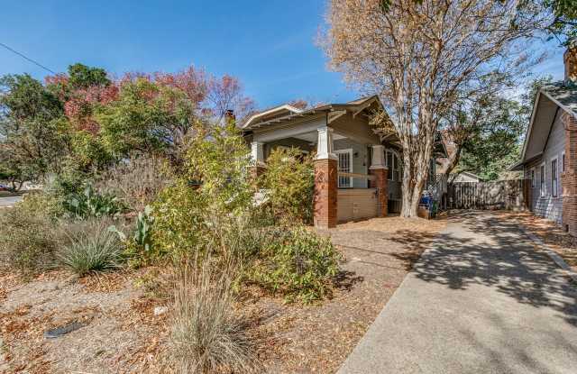 CHARMING 3-BEDROOM HOME IN MONTE VISTA