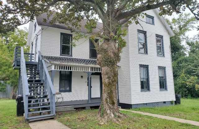 Photo of 404 N Martin Luther King Jr Drive unit: A