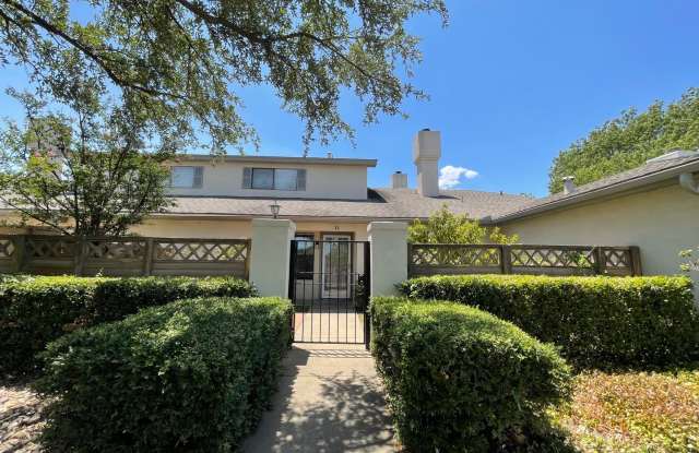 Photo of 2 Bedroom 1 Bath Two Story Townhome in Cleburne