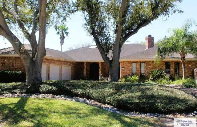 1301 E PALM VALLEY DR.