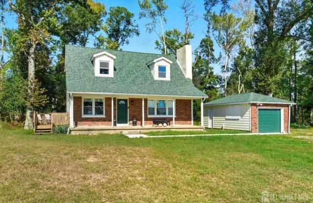 Photo of 2092 Main Road