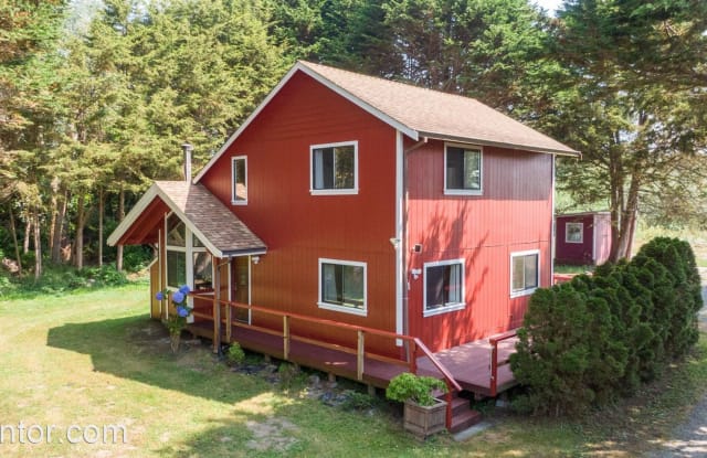 5575 Wymore Rd - 5575 Wymore Road, Humboldt County, CA 95521