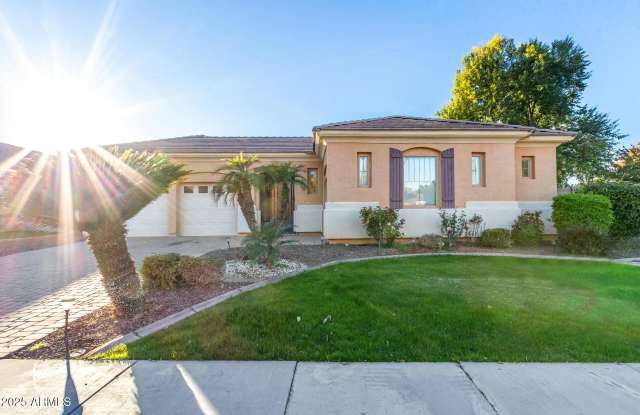 Photo of 2668 S Stuart Avenue