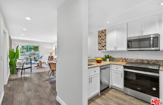 1125 Pico Blvd unit: 103