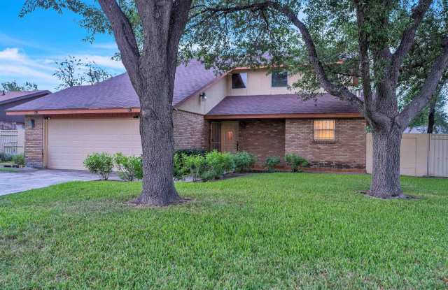 Photo of 901 Eden Ln