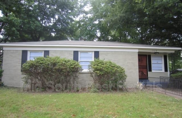 1385 Winfield (Whitehaven) - 1385 Winfield Road, Memphis, TN 38116