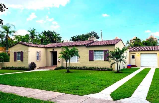 628 Alcazar Ave
